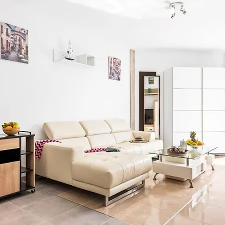 374 Atlantic View 1 Bedroom, Terrace, And Heated Pool